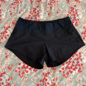 Oiselle Roga Shorts